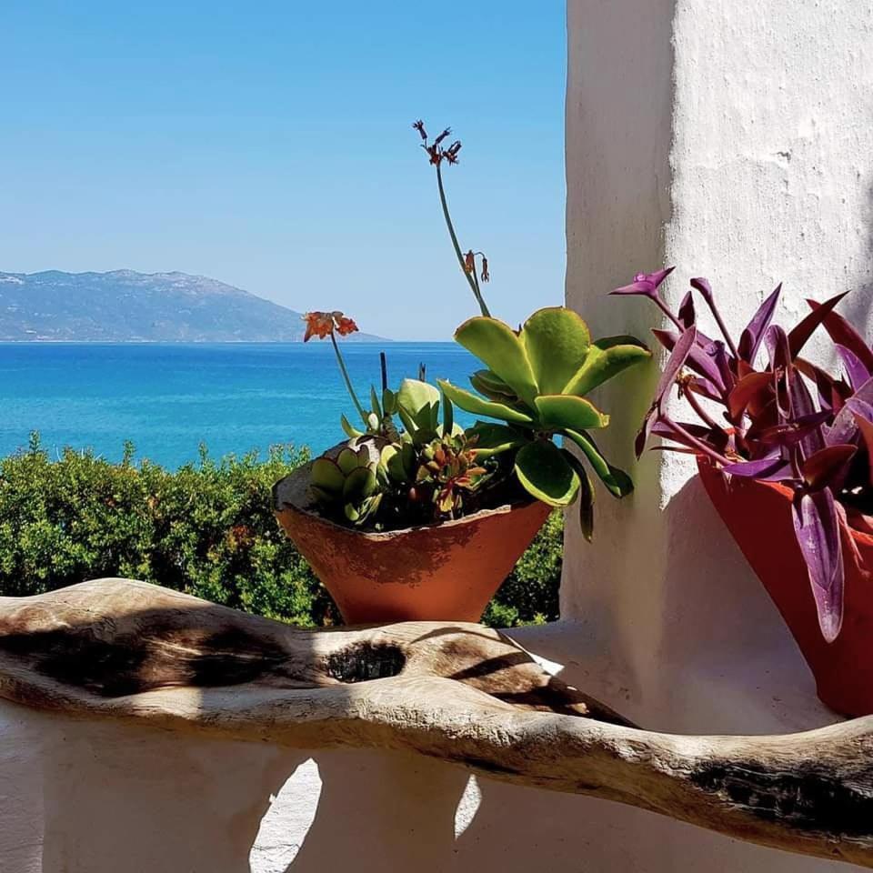 Loukoulos' Maisonette Marathokampos Exterior photo